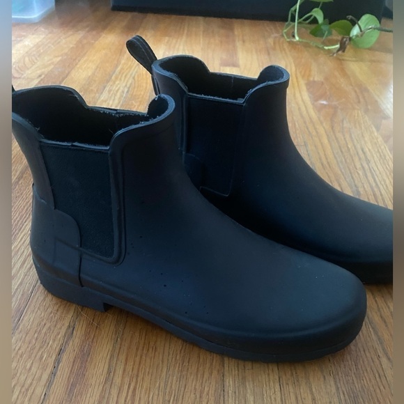 Hunter refined rubber Chelsea boot, women’s - Picture 2 of 6